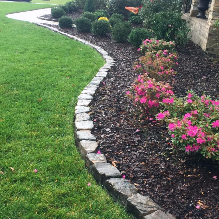 Edging Project Photos | Ledford's Landscaping